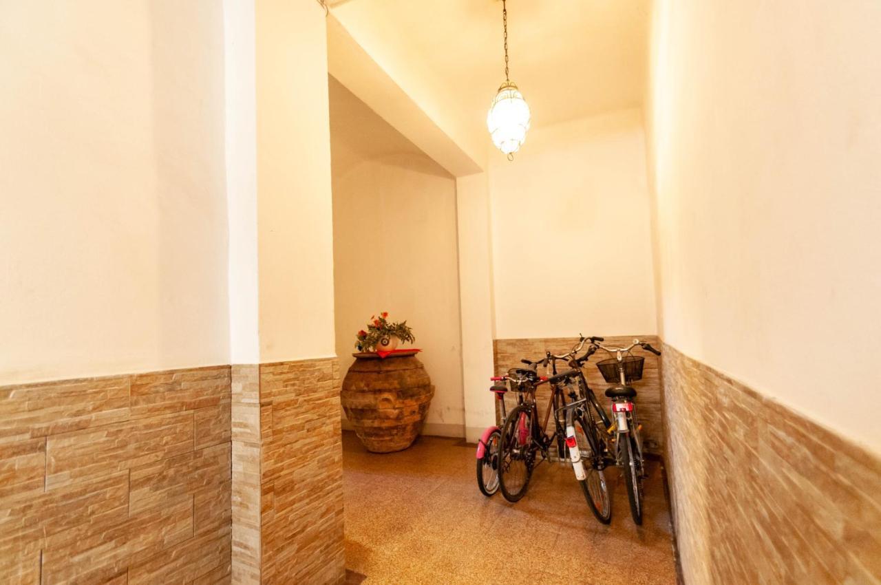 Porta Antica Apartment Bologna Exterior foto
